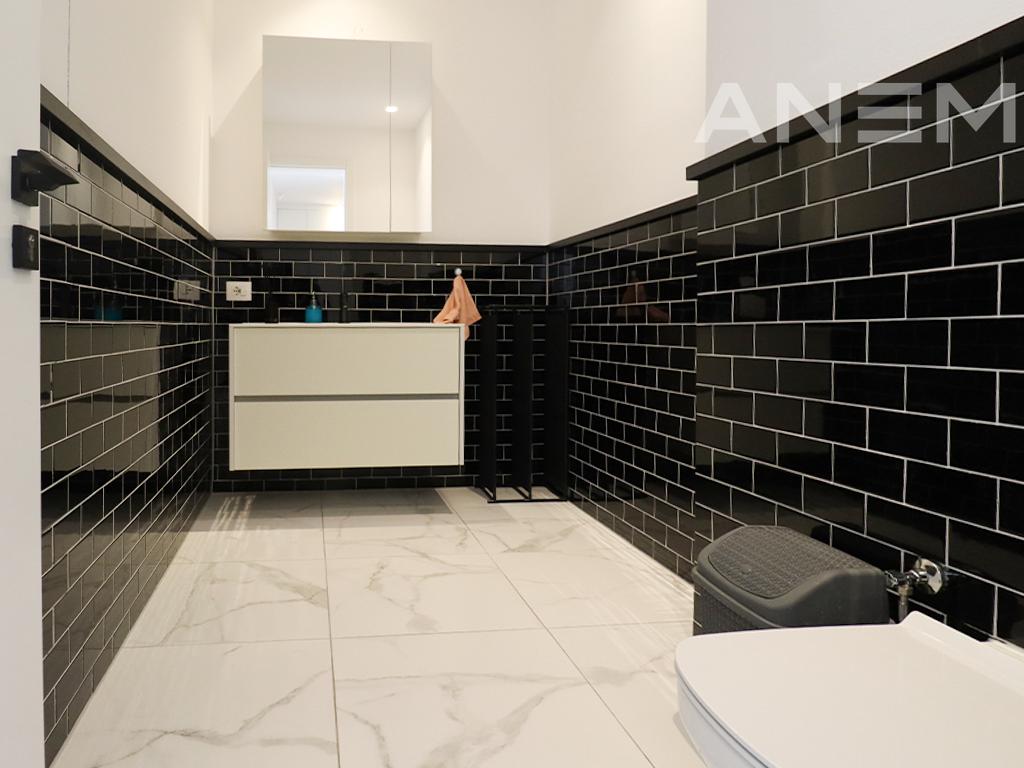 Banesë në shitje 198.1m² në Veternik