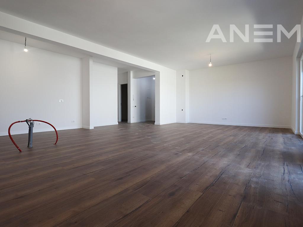 Banesë me qira me 3 dhoma gjumi në Veternik