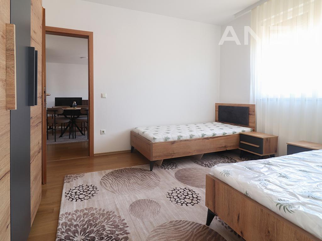 Banesë me qira me 2 dhoma gjumi në Tophane