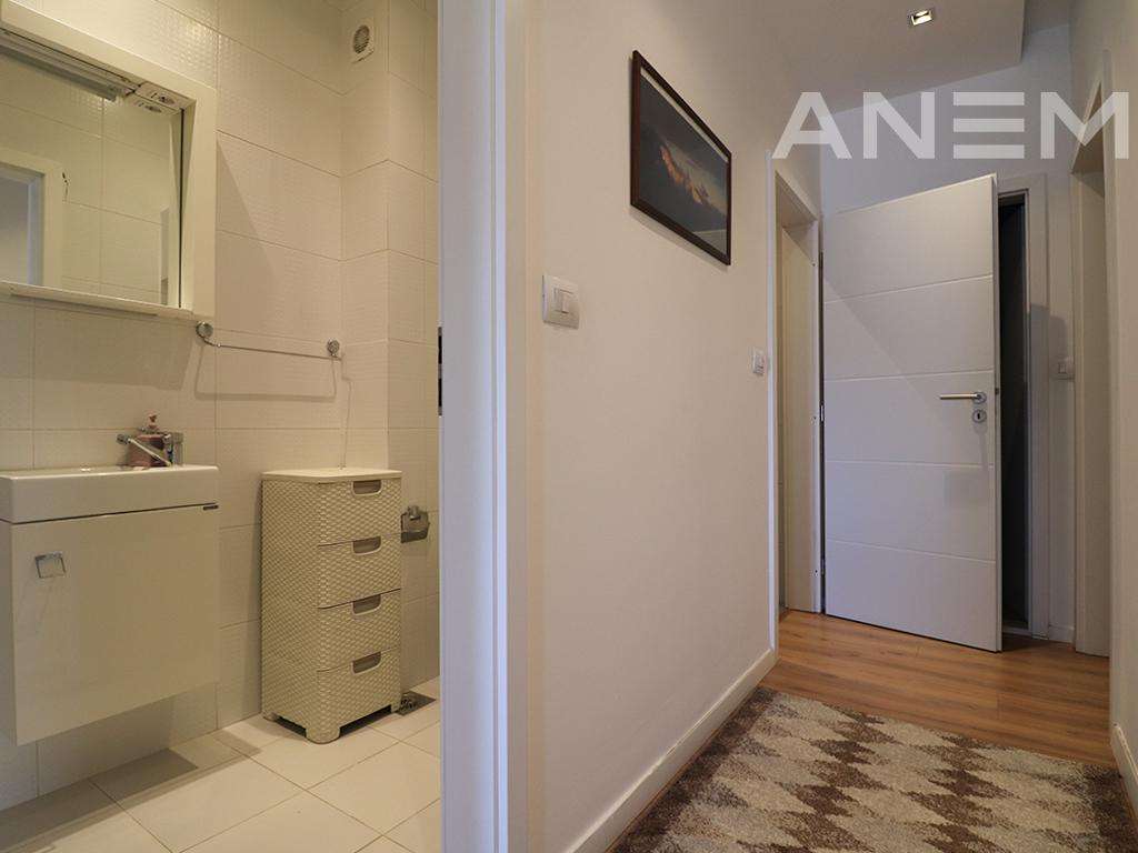 Penthouse me qira me 3 dhoma gjumi në Arbëri