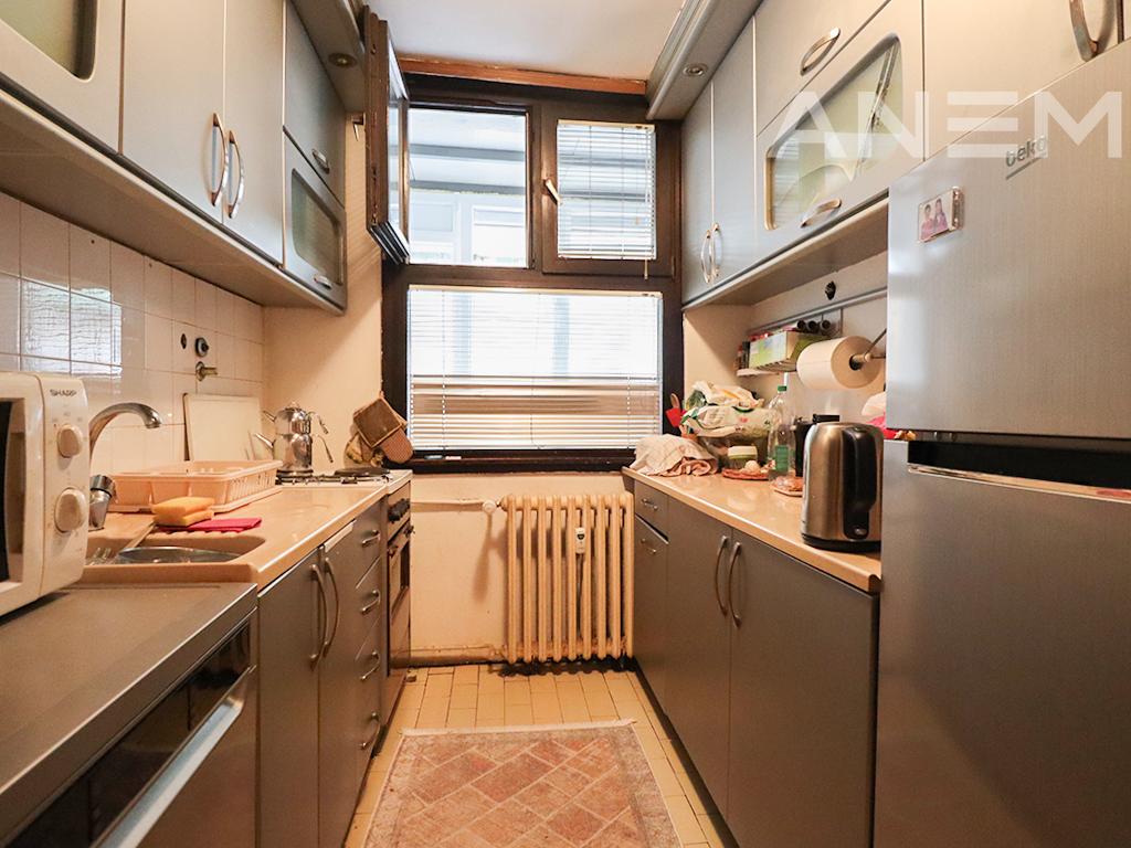 Banesë në shitje 88m² në Dardani