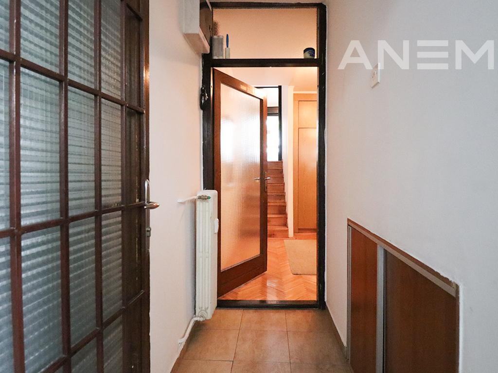 Banesë në shitje 88m² në Dardani