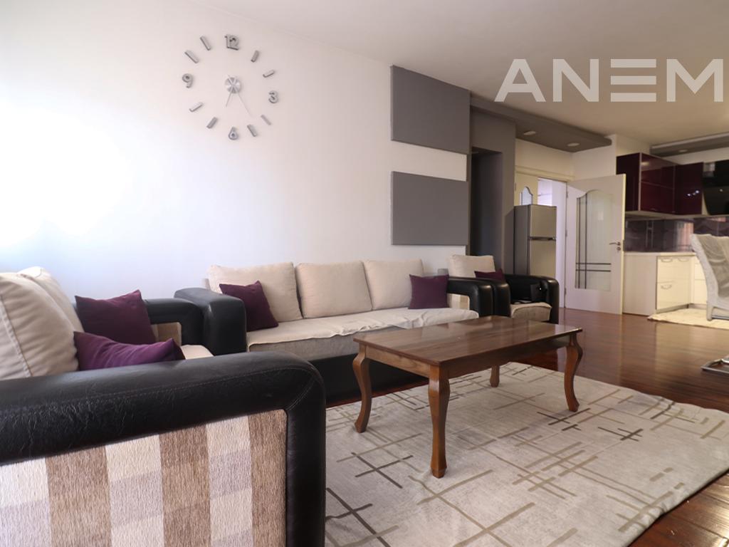 Banesë me qira me 2 dhoma gjumi në Tophane