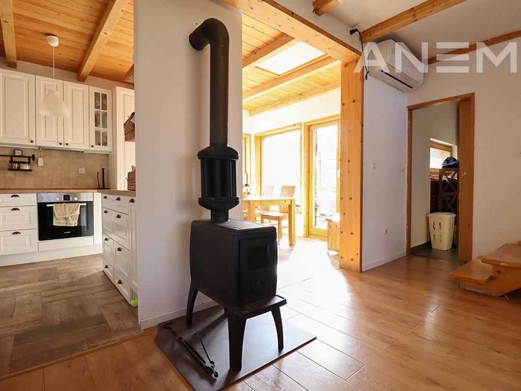 Shtëpi me qira me 2 dhoma gjumi në Matiqan