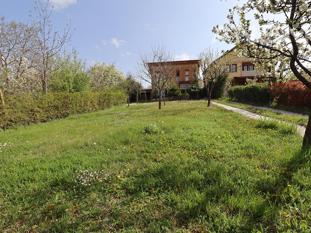 Shtëpi me qira me 2 dhoma gjumi në Matiqan