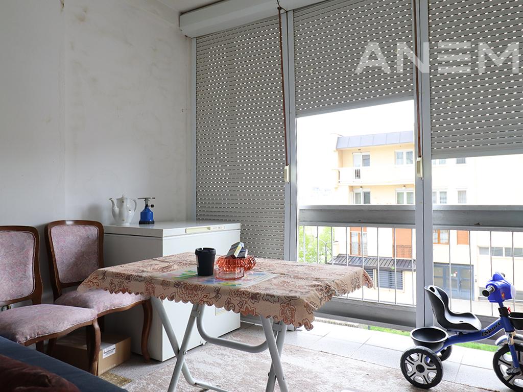 Banesë në shitje 85m² në Dardani