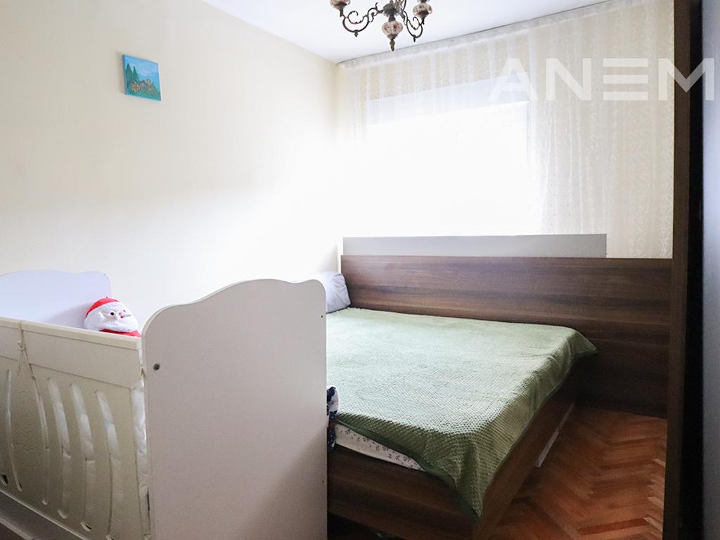 Banesë në shitje 85m² në Dardani