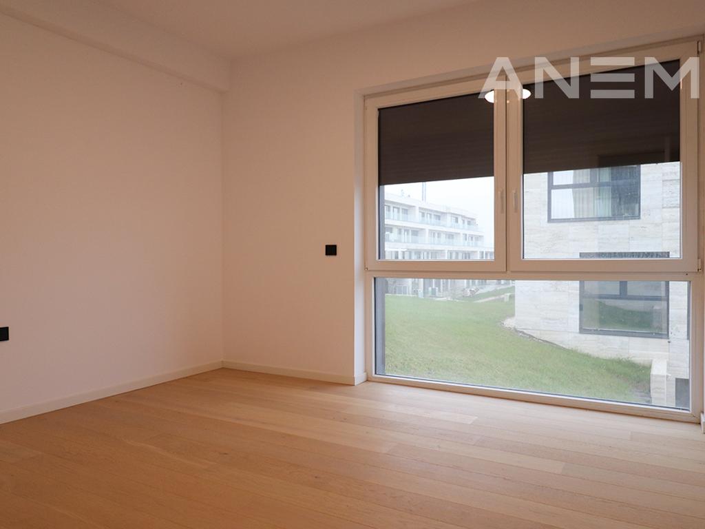 Terracier me qira me 3 dhoma gjumi në Marigona Hill