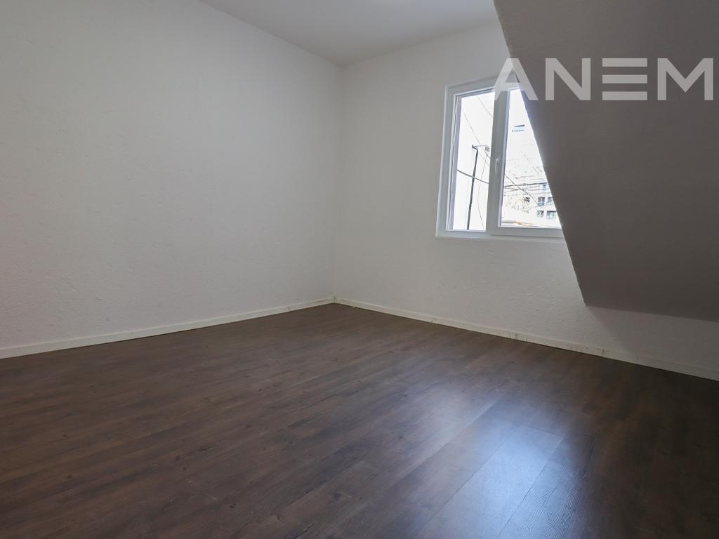 Shtëpi me qira 360m² në Aktash