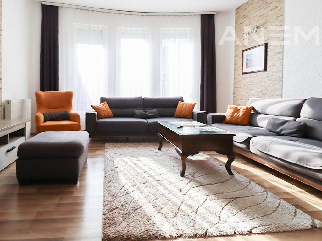 Shtëpi me qira me 3 dhoma gjumi në Arbëri