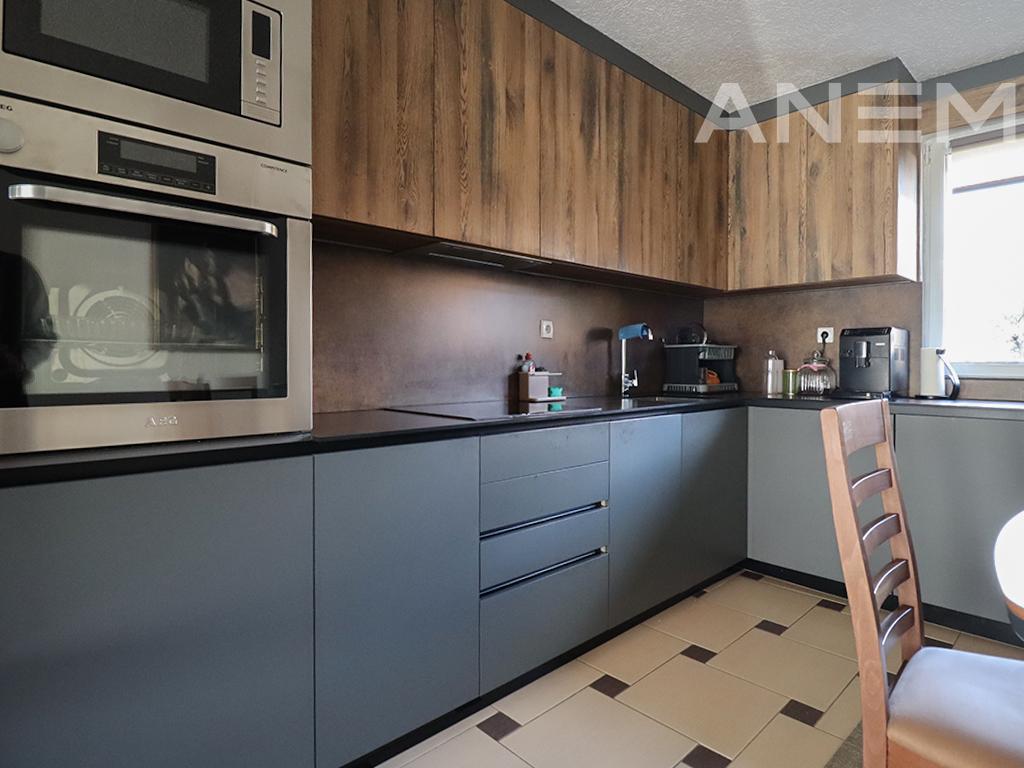 Shtëpi me qira me 3 dhoma gjumi në Arbëri