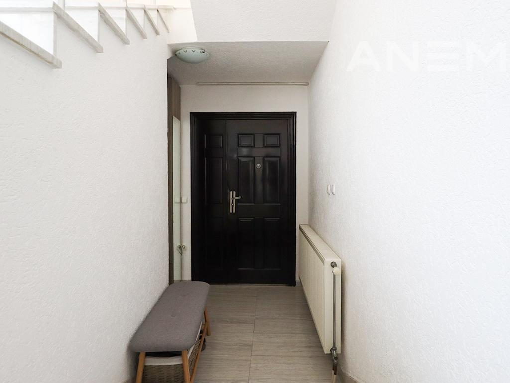 Shtëpi me qira me 3 dhoma gjumi në Arbëri