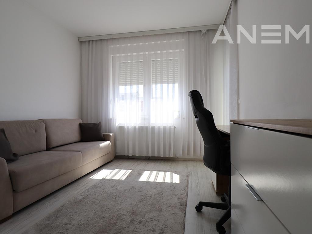 Banesë në shitje 79m² në lagjen Mati 1