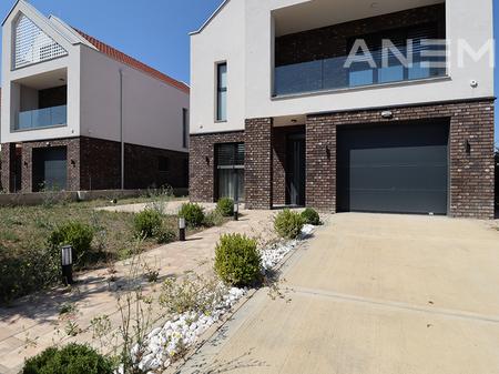 Shtëpi në shitje 250m² në lagjen Nest Living