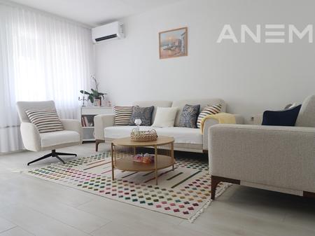 Banesë në shitje 41m² në Bregun e Diellit