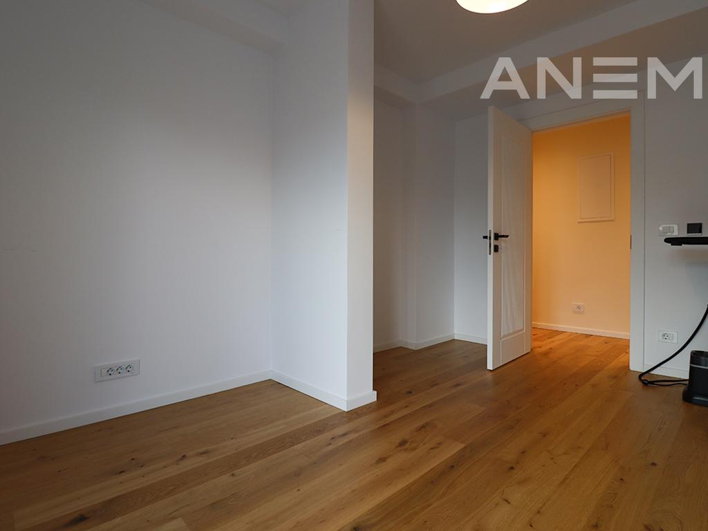 Penthouse me qira me 3 dhoma gjumi në Matiqan