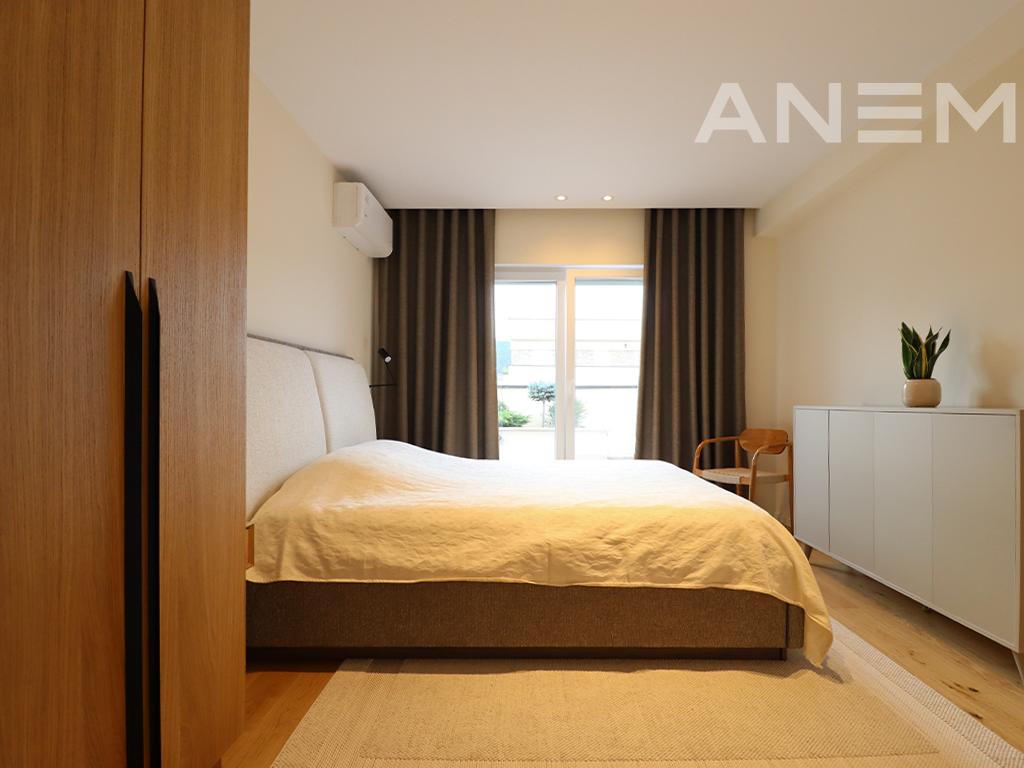 Penthouse me qira me 3 dhoma gjumi në Matiqan