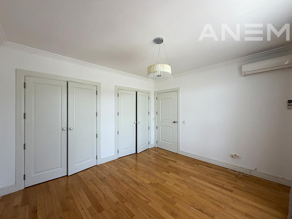 Shtëpi me qira 423m² në Fshatin Amerikan