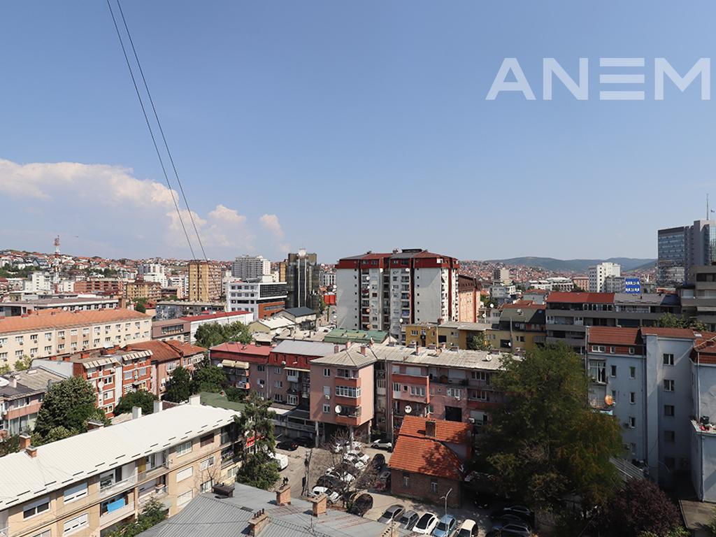 Banesë në shitje 67m² në Qendër