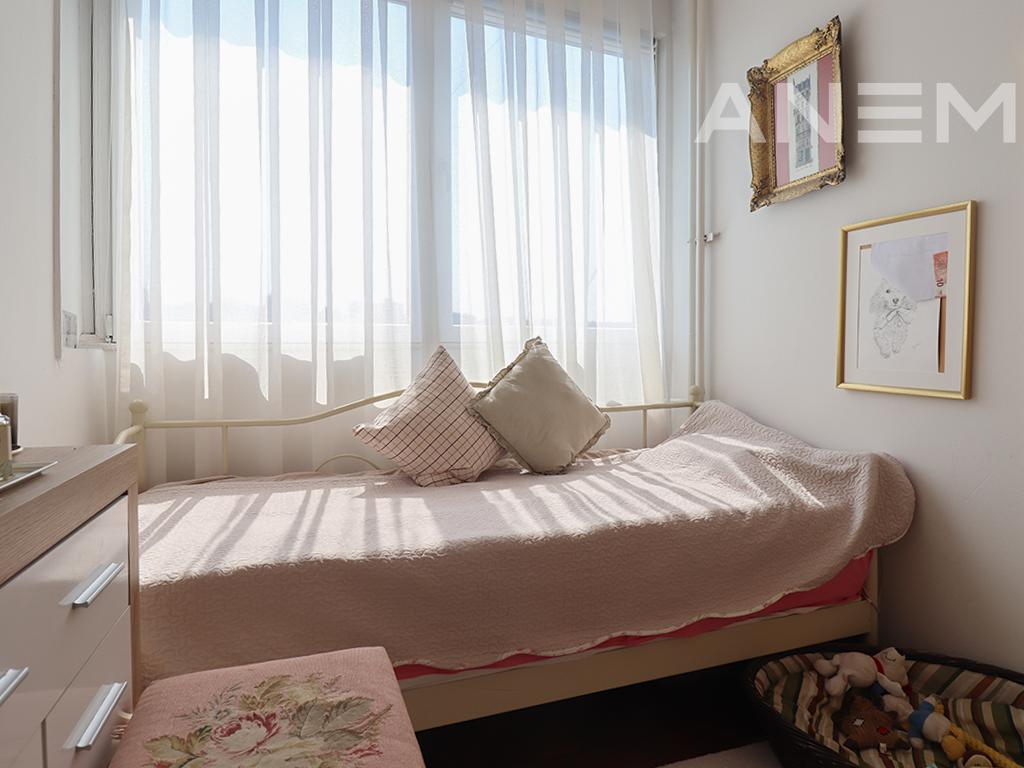 Banesë në shitje 67m² në Qendër