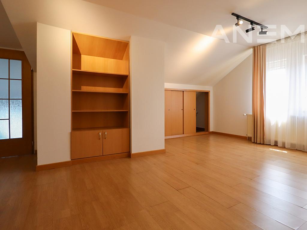 Shtëpi në shitje 320m² në Bregun e Diellit