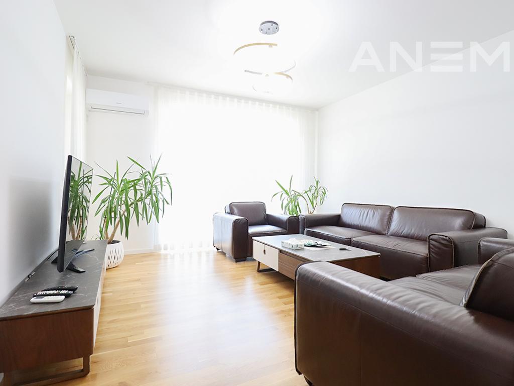 Banesë në shitje 92m² në Arbëri