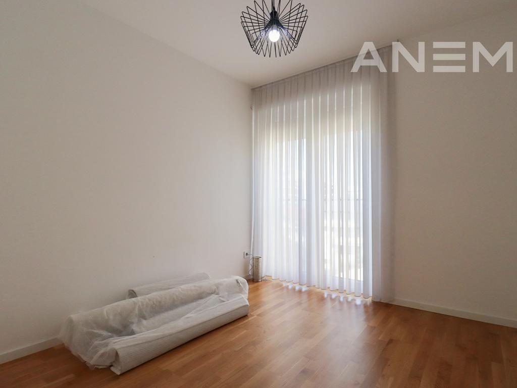 Banesë në shitje 92m² në Arbëri