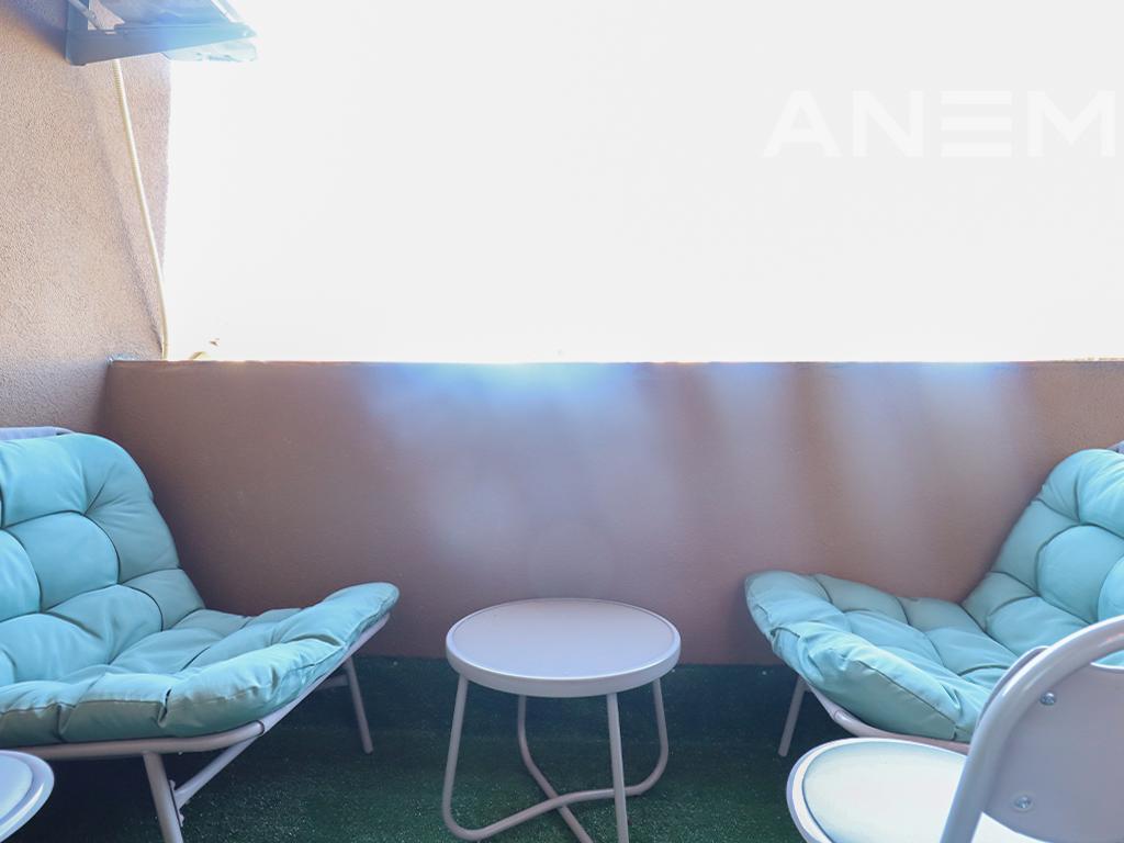 Banesë në shitje 87.7m²+17m² tarracë në Veternik
