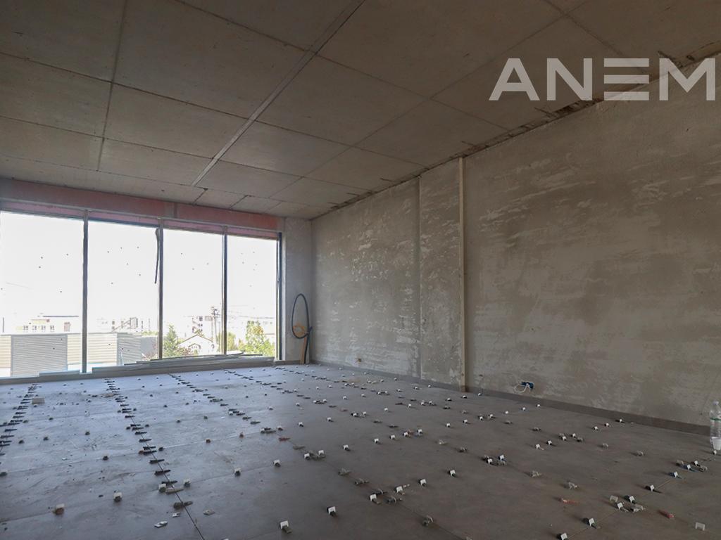 Lokal me qira me 1 hapësirë pune në Veternik