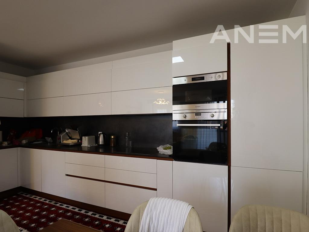 Banese në shitje 80m² në Mati 1