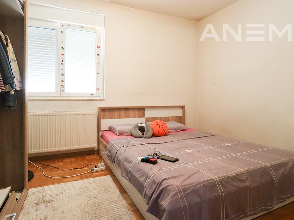 Banesë në shitje 64.7m² te Mati 1