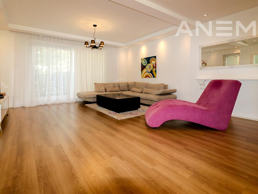 Shtëpi me qira 174m² në Marigona Residence