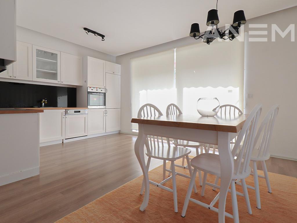 Shtëpi me qira 174m² në Marigona Residence