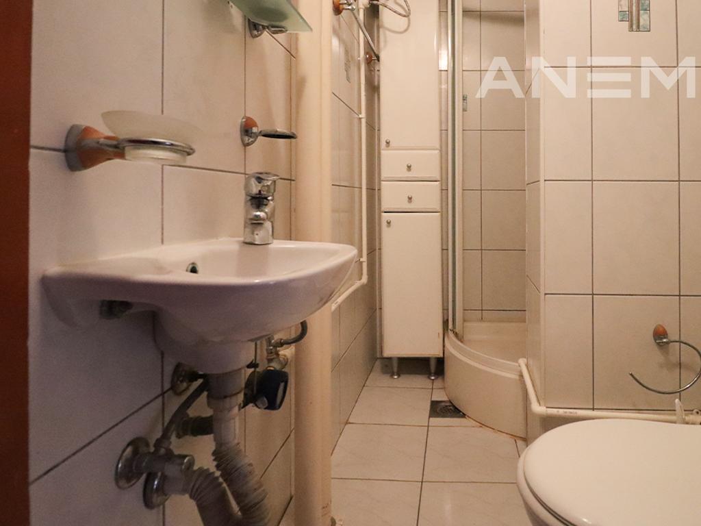 Banesë me qira me 3 dhoma gjumi në Ulpianë