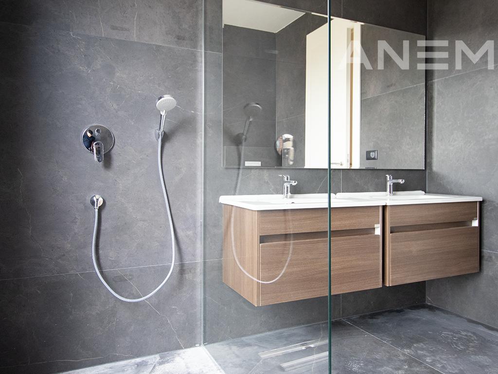 4-bedroom rental house in the Marigona Hill neighborhood