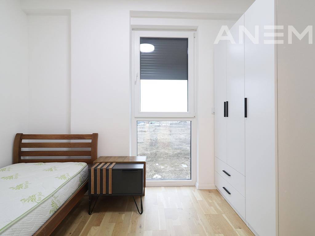 Banesë me qira me 3 dhoma gjumi në Kalabri