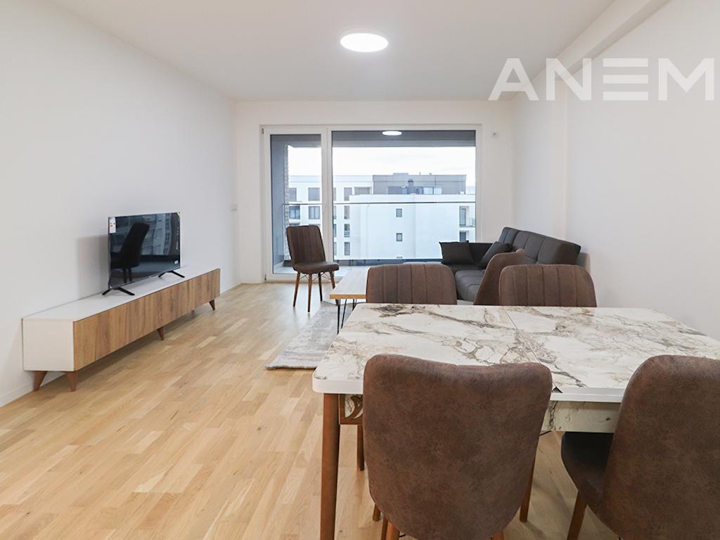 Banesë me qira me 3 dhoma gjumi në Kalabri