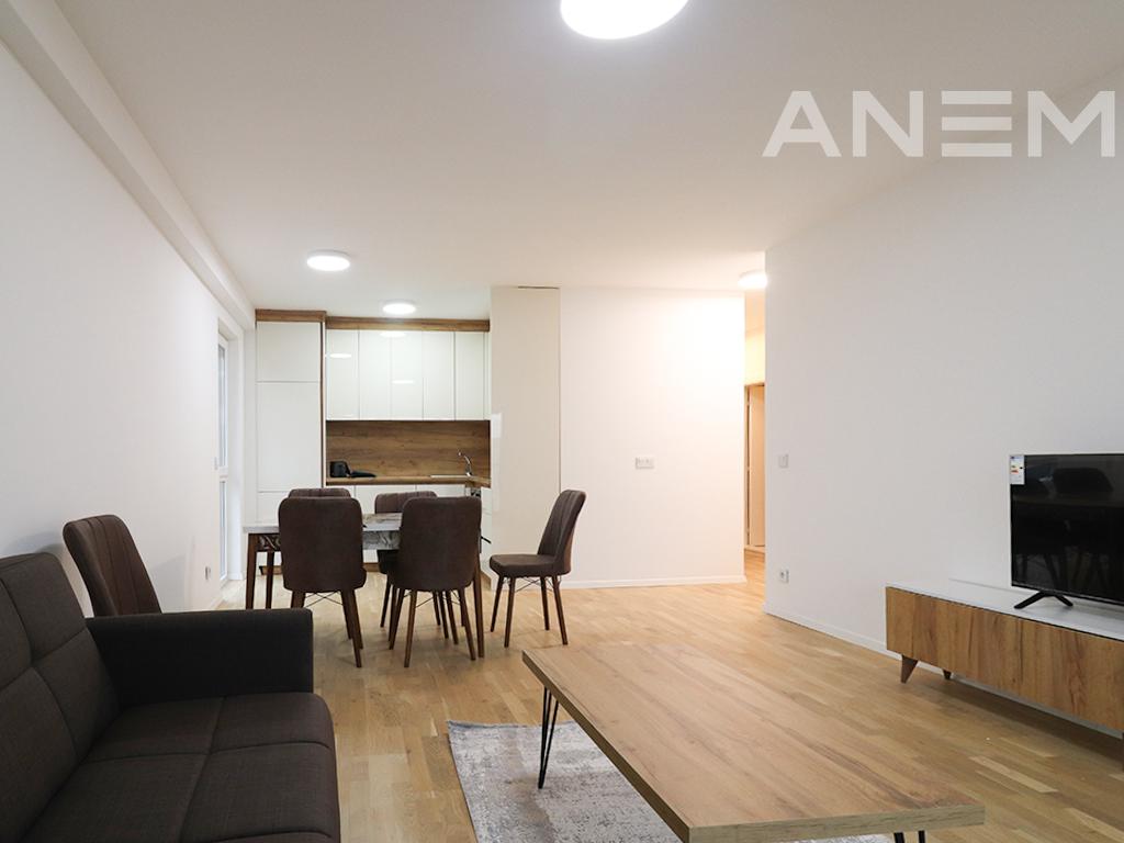 Banesë me qira me 3 dhoma gjumi në Kalabri