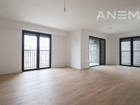 Banesë me qira me 2 dhoma gjumi në Lakrishtë