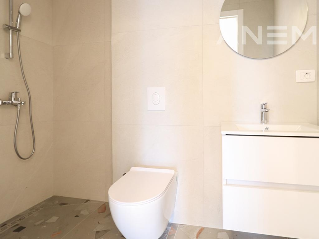 Banesë me qira me 2 dhoma gjumi në Lakrishtë