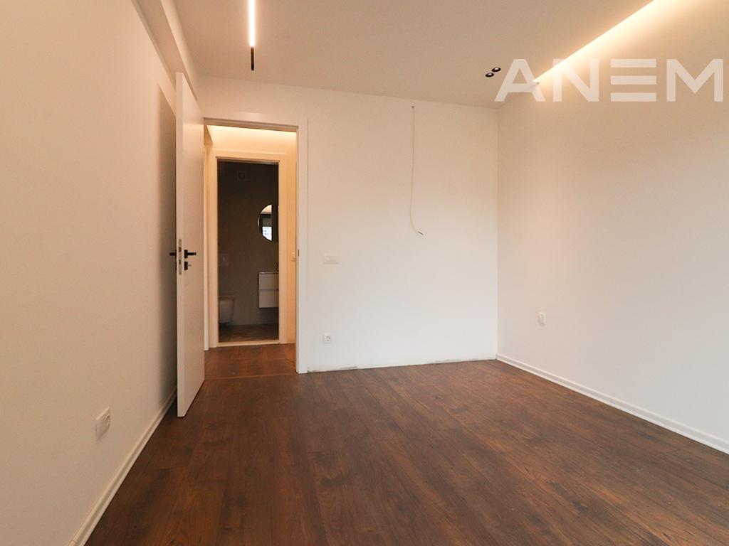 Banesë me qira me 2 dhoma gjumi në Lakrishtë