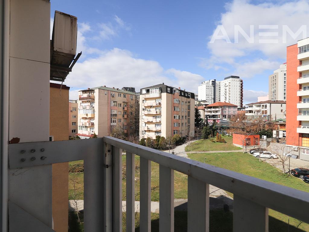 Duplex me qira me 2 dhoma gjumi në Bregun e Diellit