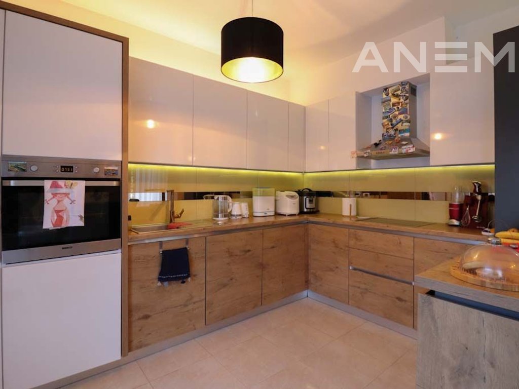 Shtëpi në shitje 174m² në lagjen Marigona Residence