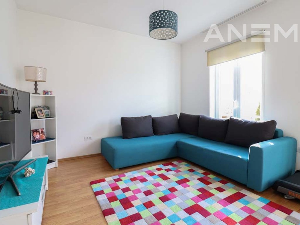 Shtëpi në shitje 174m² në lagjen Marigona Residence