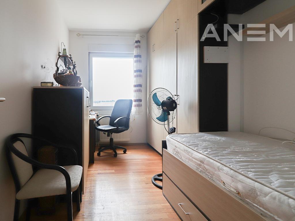 Banesë në shitje 67m² në Kalabri