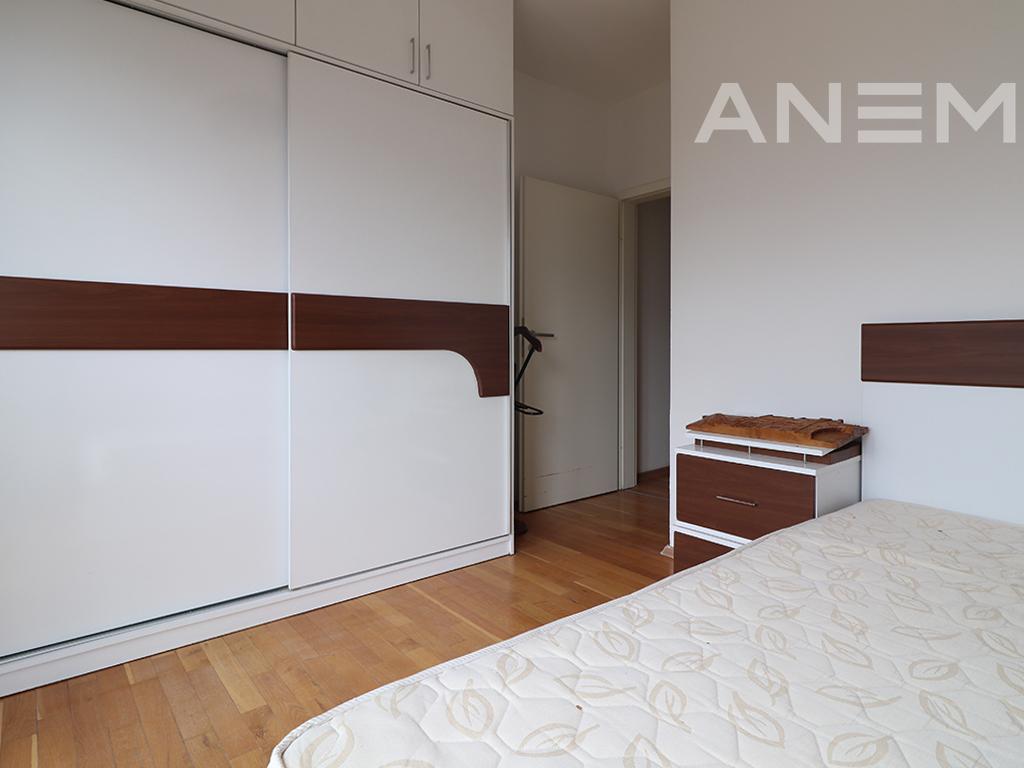 Banesë në shitje 67m² në Kalabri