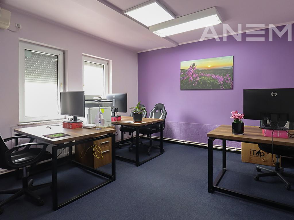 Zyre me qira me 5 hapësira pune në Ulpianë