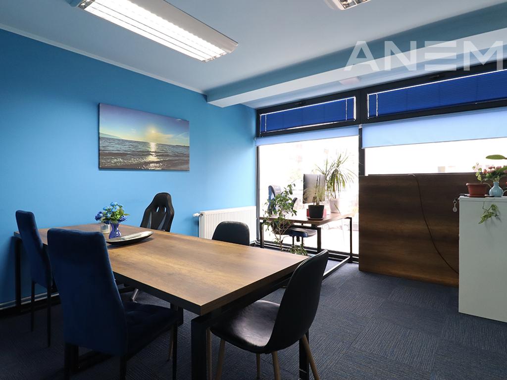 Zyre me qira me 5 hapësira pune në Ulpianë