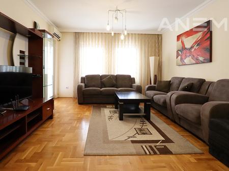 Banesë me qira me 2 dhoma gjumi te Qafa