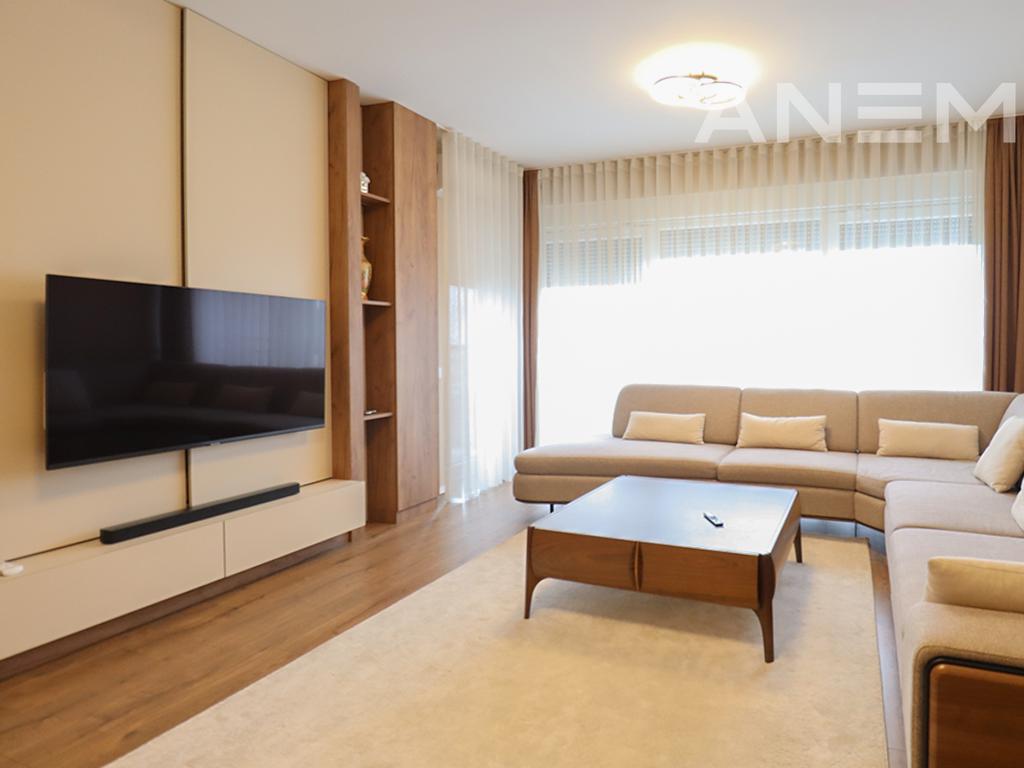 Banesë me qira me 3 dhoma gjumi në Arbëri